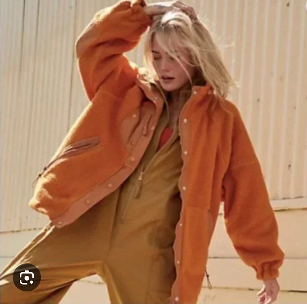 Free People Hit the Trails Fleece Jacket- Toasted Coconut Size Small